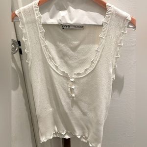 Zara Spring 2023 white pointelle knit button scoop neck sweater top, NWT